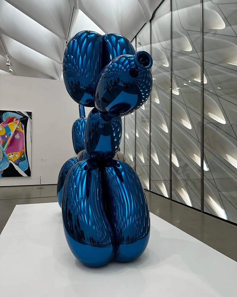 Balloon Dog (Blue) at The Broad